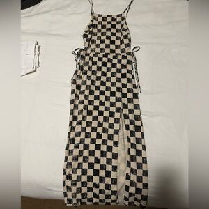 Urban Outfitters Black and Cream Patterned Midi Dress - Size S